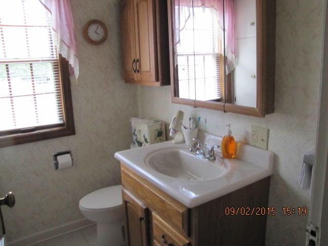 9048 Kinney Road Mount Vernon, OH 43050 - Photo 7 of 11 Gallery Image 7