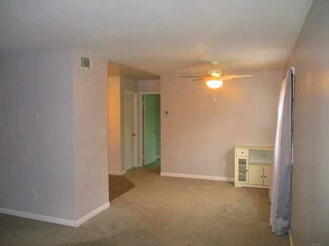 $2,050 | 29 Van Buren Avenue, Unit K4, Norwalk, CT 06850