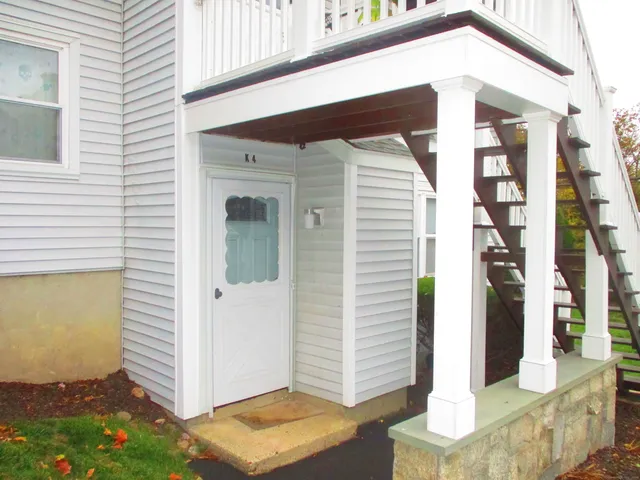 $2,050 | 29 Van Buren Avenue, Unit K4, Norwalk, CT 06850