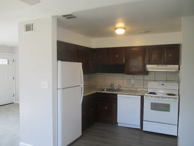 $2,050 | 29 Van Buren Avenue, Unit K4, Norwalk, CT 06850