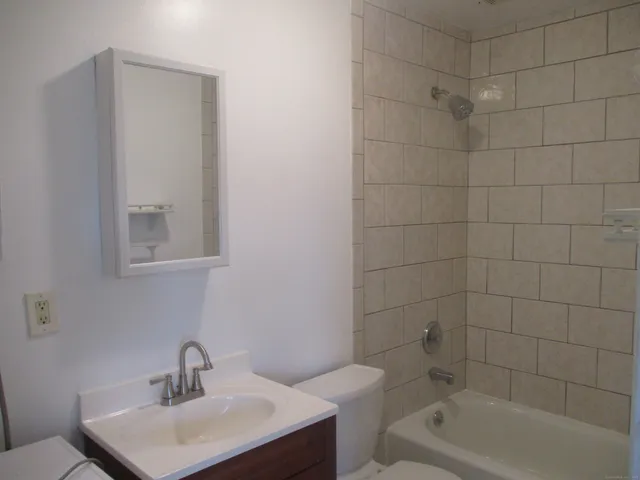 $2,050 | 29 Van Buren Avenue, Unit K4, Norwalk, CT 06850