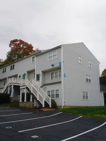 $2,050 | 29 Van Buren Avenue, Unit K4, Norwalk, CT 06850