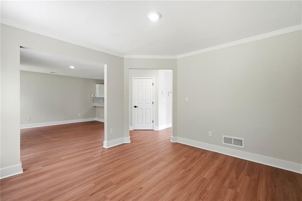 6496 Drake Manor Austell, GA 30168 - Photo 9 of 36