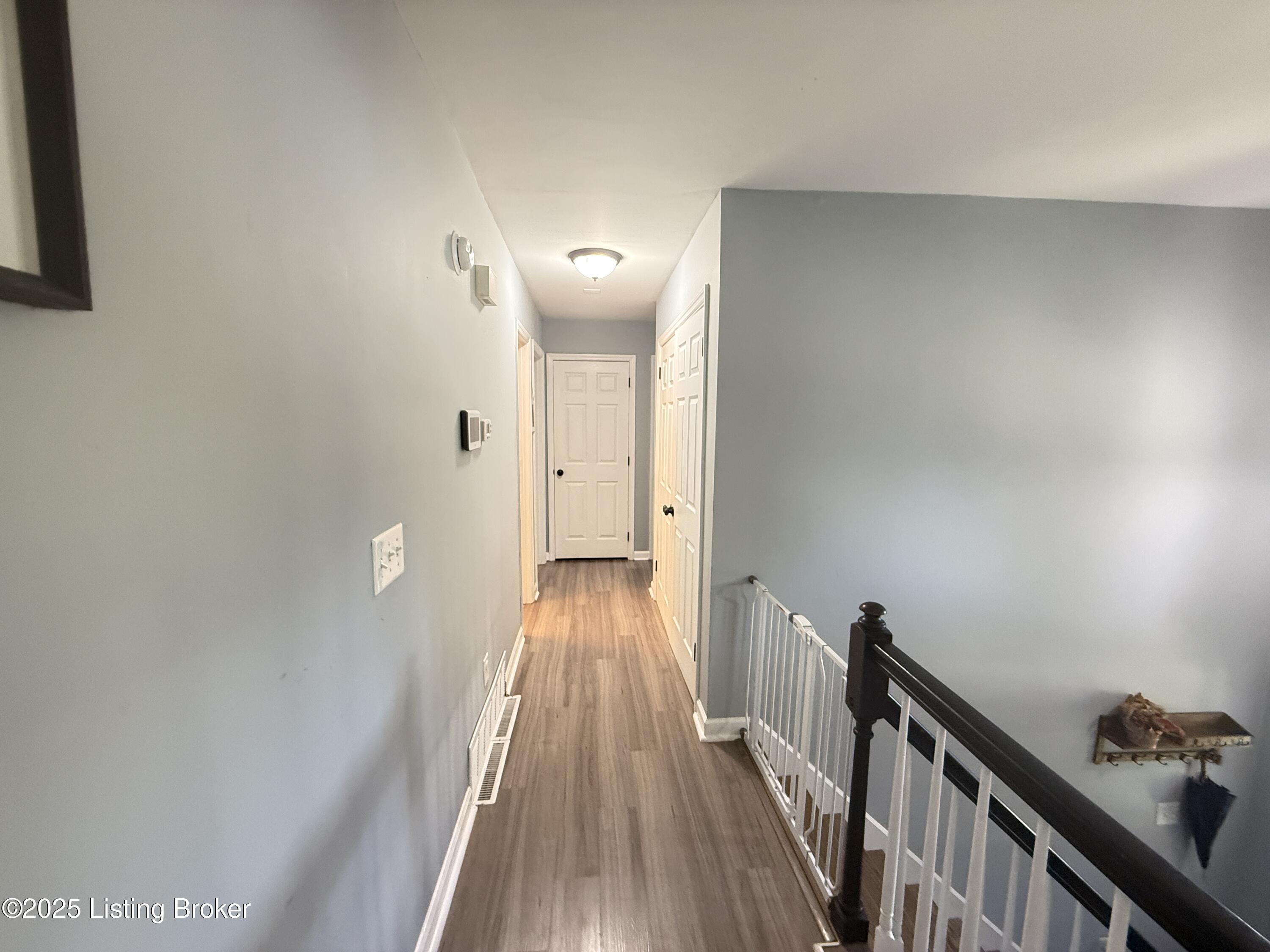 1144 Wood Ridge Road Lexington, KY 40514 - Photo 14 of 48 20251024_162636761_iOS