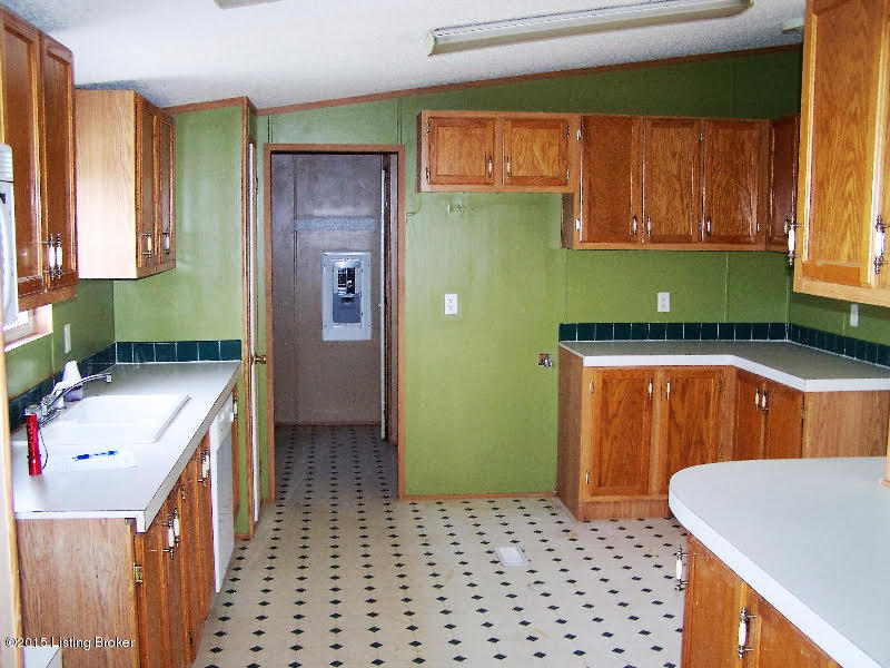3768 Springfield Road Elizabethtown, KY 42701 - Photo 6 of 14 Kitchen