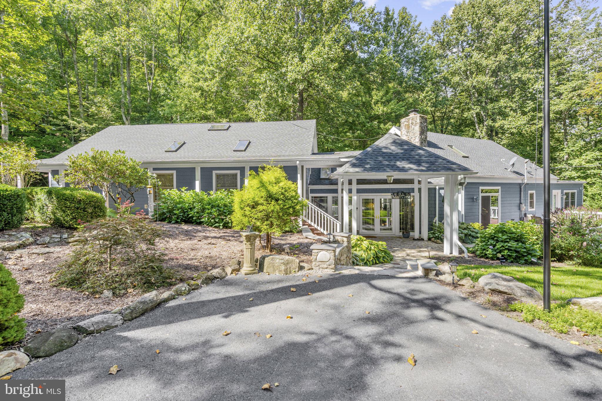 2062 Jewell Hollow Road Luray, VA 22835 - Photo 4 of 6