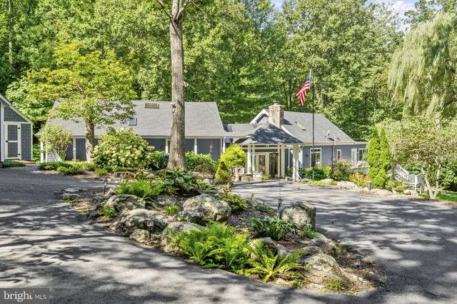 $850,000 | 2062 Jewell Hollow Road, Luray, VA 22835