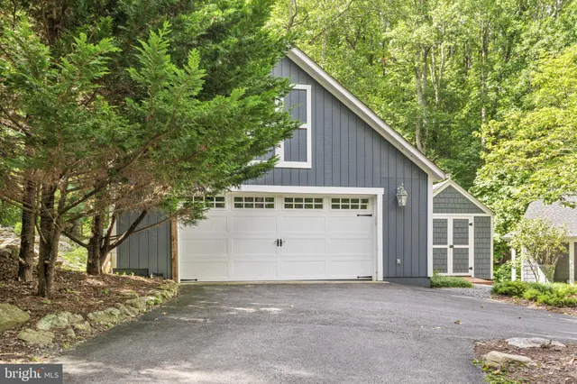 $850,000 | 2062 Jewell Hollow Road, Luray, VA 22835