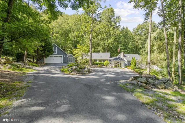 $850,000 | 2062 Jewell Hollow Road, Luray, VA 22835