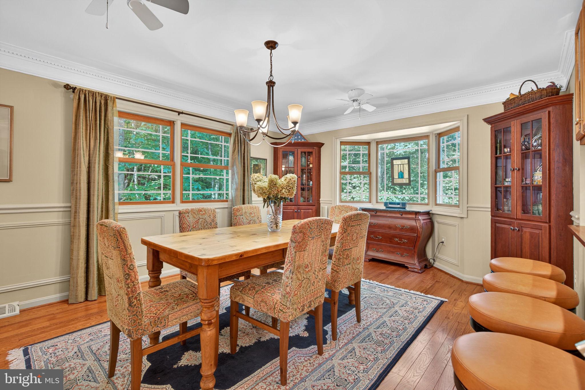 2062 Jewell Hollow Road Luray, VA 22835 - Photo 9 of 57 Formal dining room