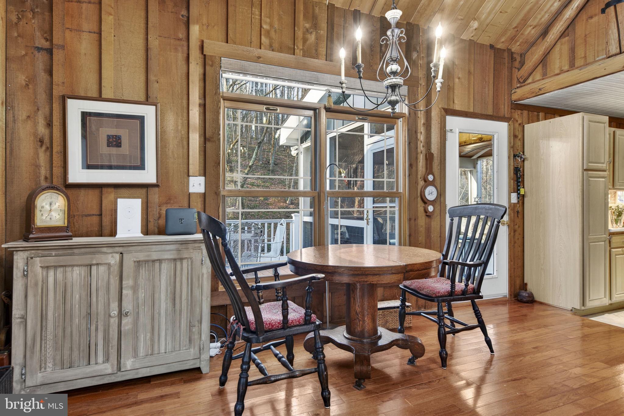 2062 Jewell Hollow Road Luray, VA 22835 - Photo 10 of 57