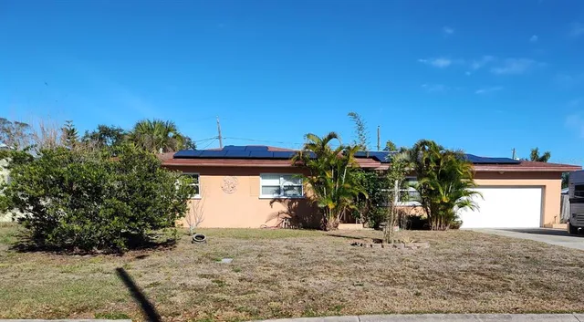 $485,000 | 1332 Buckingham Drive, Clearwater, FL 33756