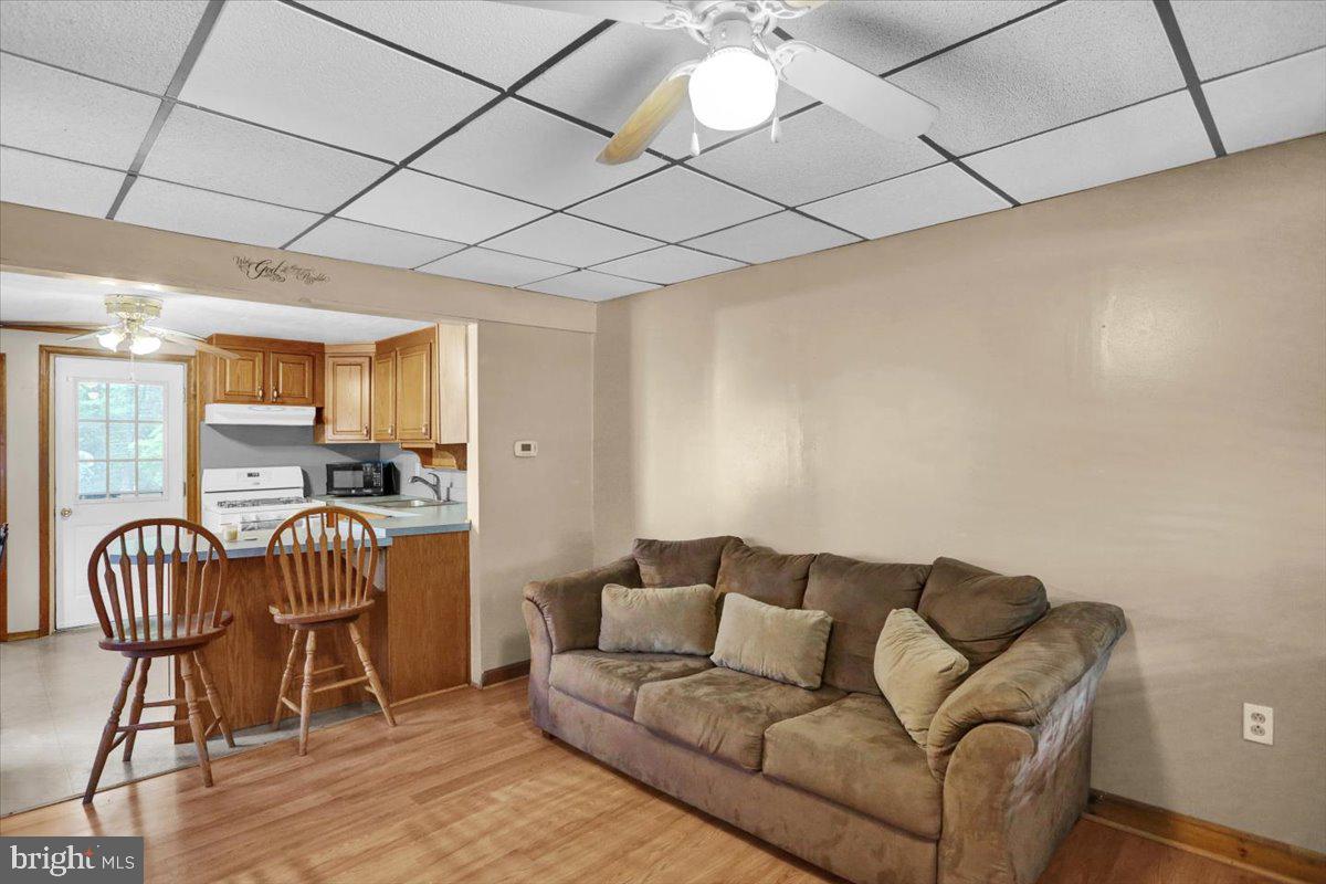 447 Parkview Road Reading, PA 19606 - Photo 3 of 19 Gallery Image 3