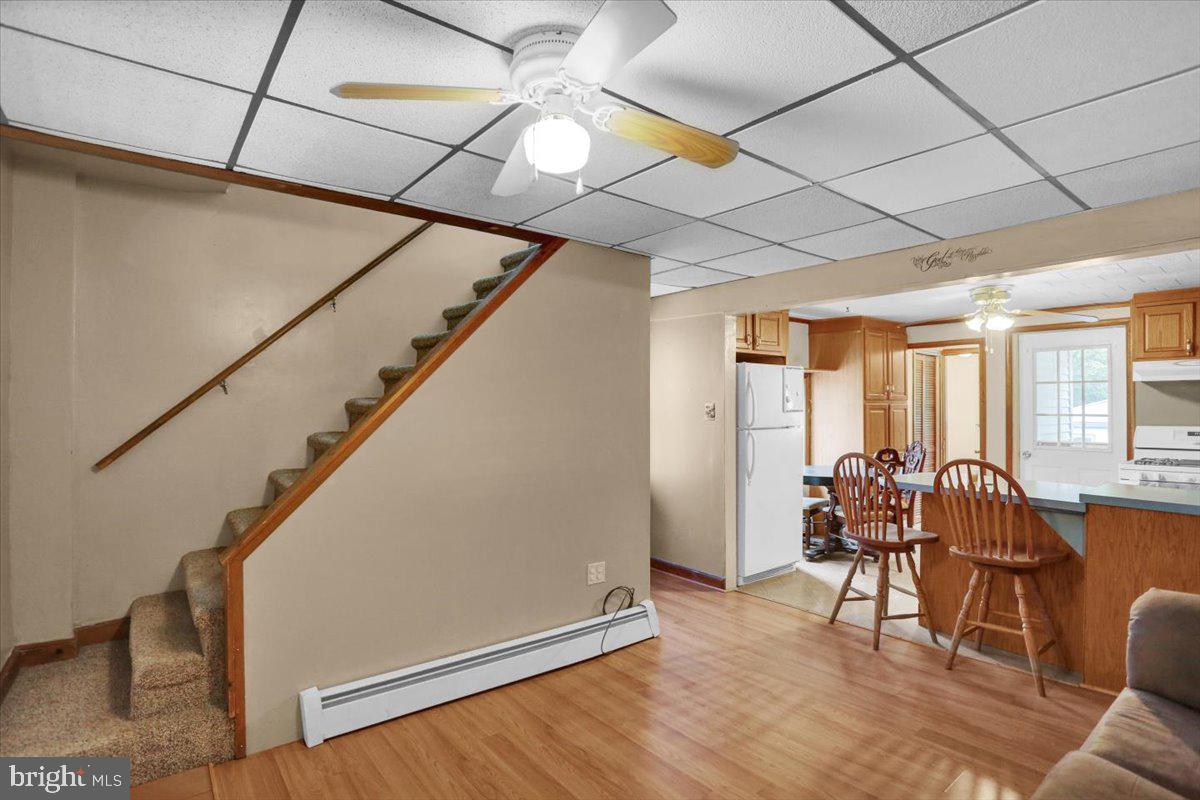 447 Parkview Road Reading, PA 19606 - Photo 4 of 19 Gallery Image 4