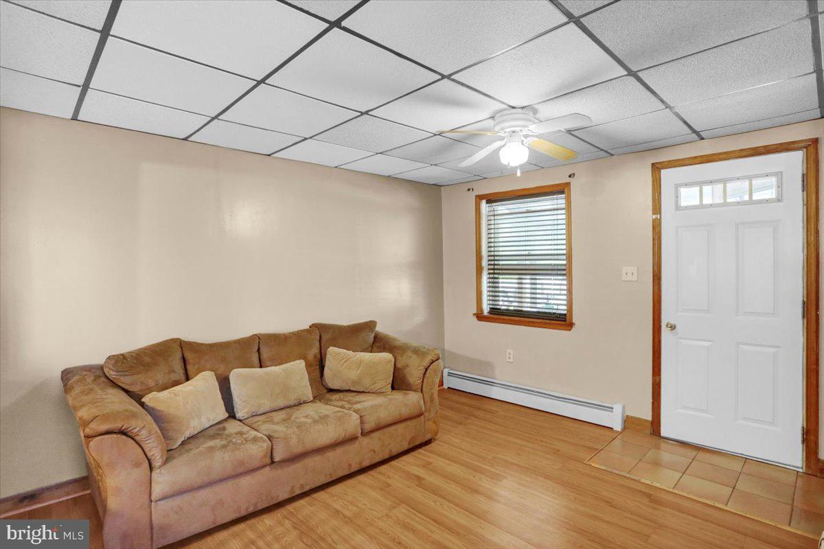 447 Parkview Road Reading, PA 19606 - Photo 5 of 19 Gallery Image 5