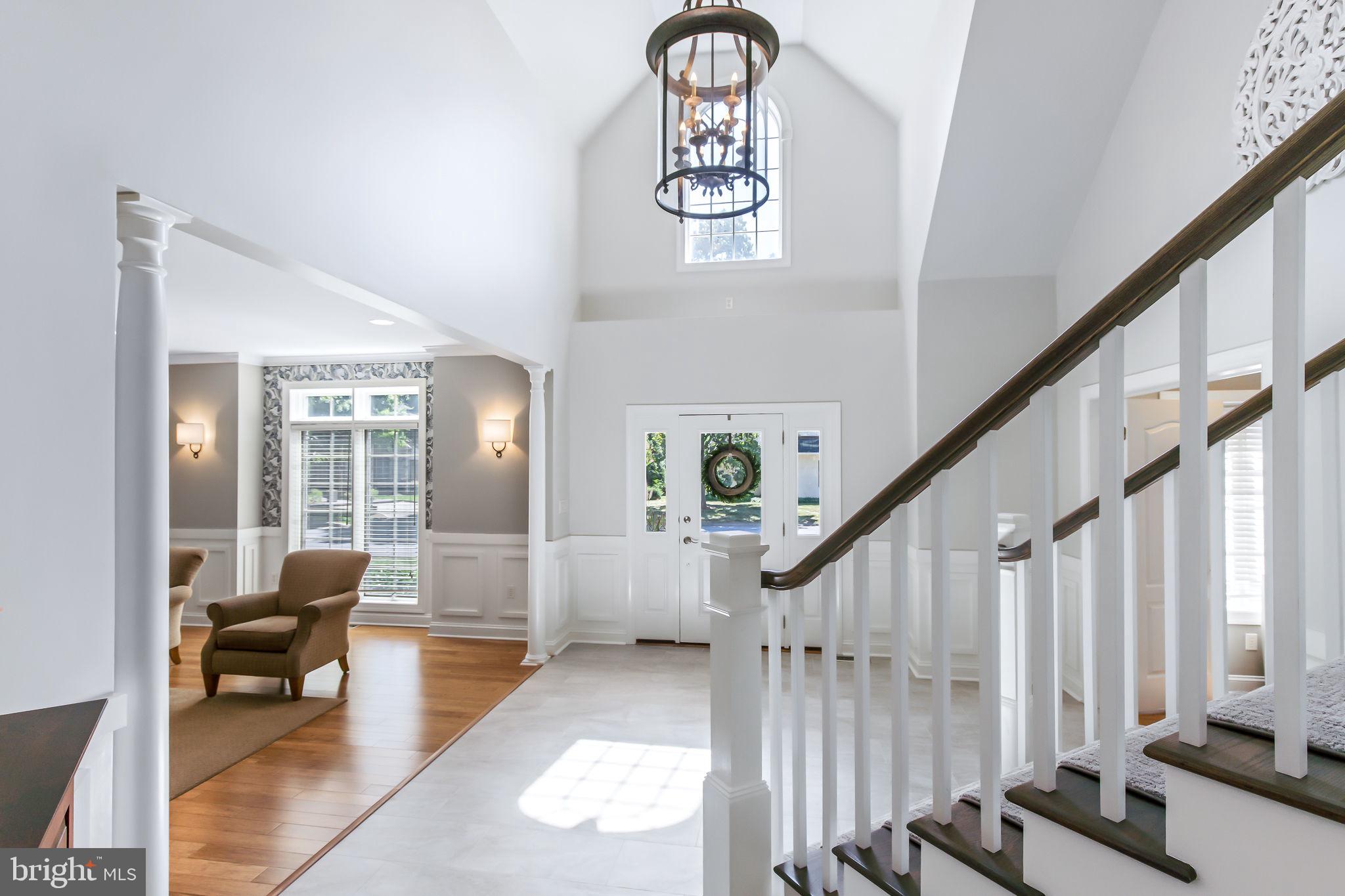 822 Bent Creek Drive Lititz, PA 17543 - Photo 4 of 54