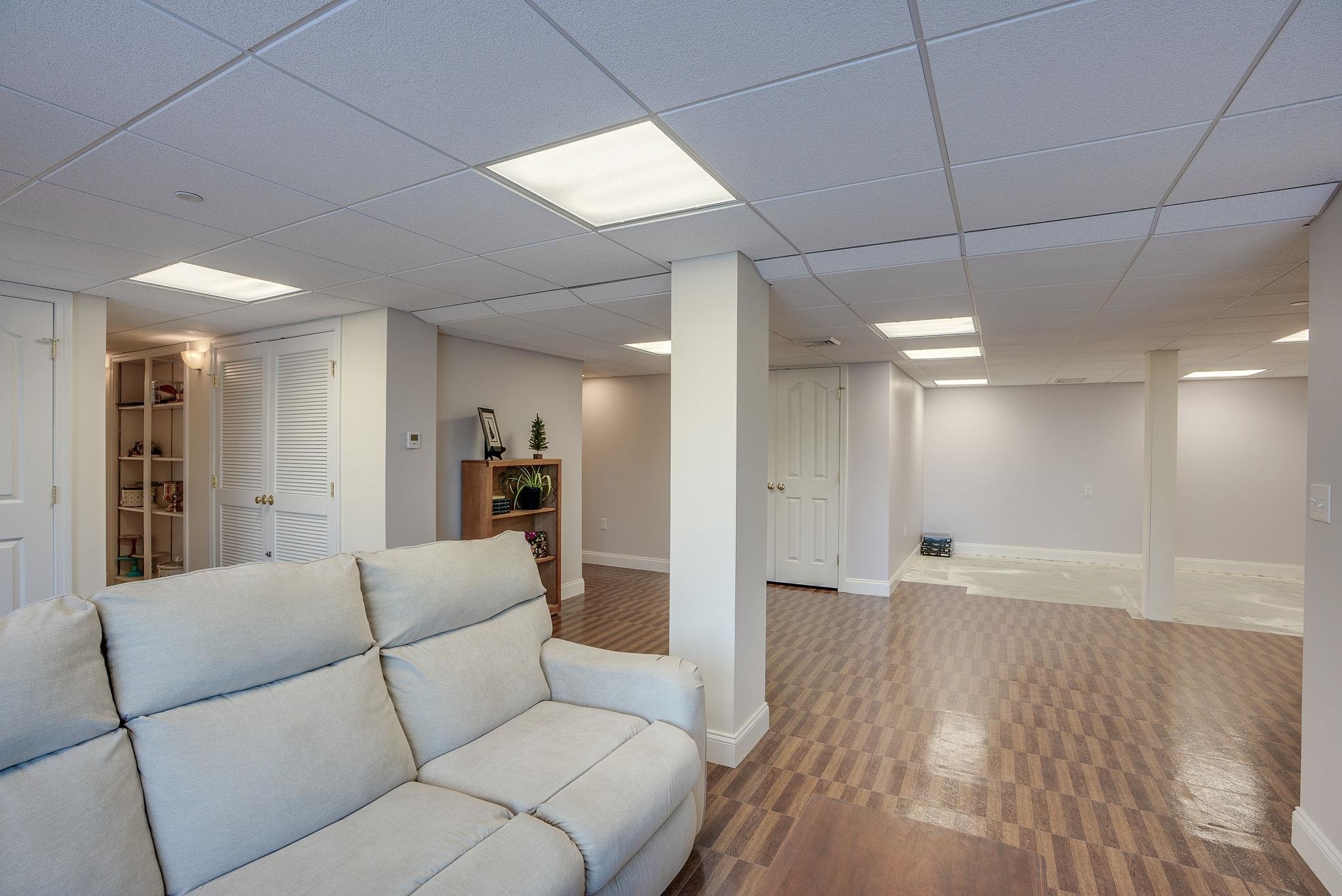 62 Popple Road New Boston, NH 03070 - Photo 28 of 40