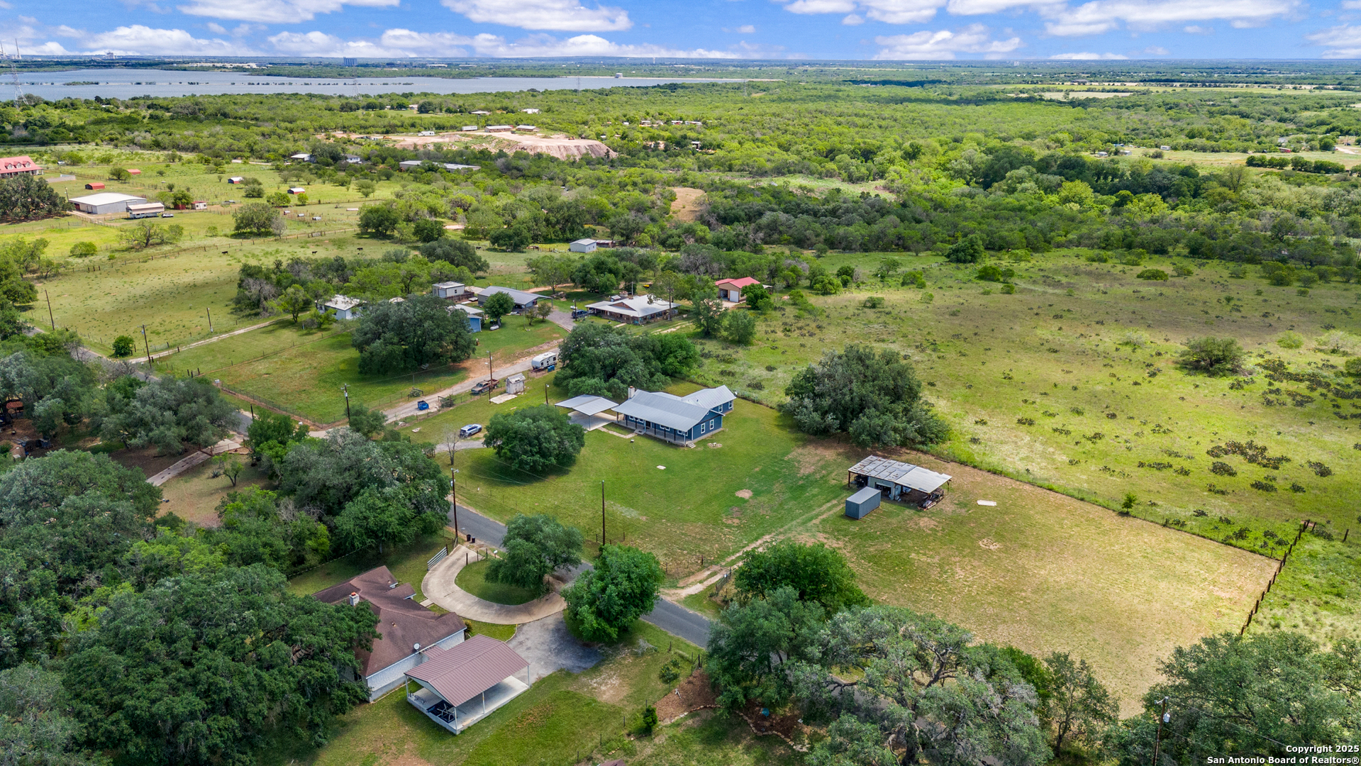 18950 Southton Road Elmendorf, TX 78112 - Photo 15 of 16