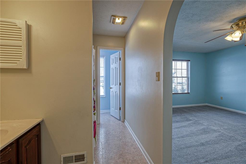 692 Gamble Road Oakdale, PA 15071 - Photo 20 of 25 Gallery Image 20