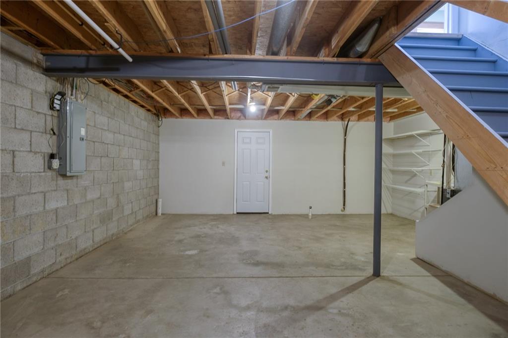 692 Gamble Road Oakdale, PA 15071 - Photo 23 of 25 Gallery Image 23