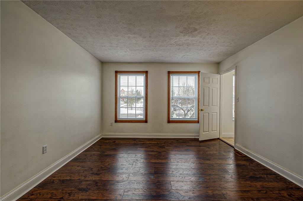 692 Gamble Road Oakdale, PA 15071 - Photo 10 of 25 Gallery Image 10