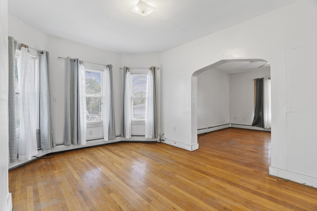 96 Ruthven Street Boston, MA 02121 - Photo 5 of 27 Gallery Image 5