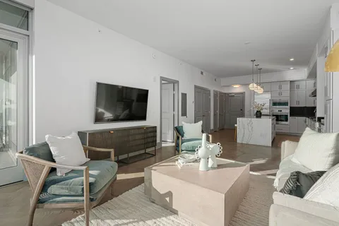 $699,900 | 1616 West End Avenue, Unit 2005, Nashville, TN 37203