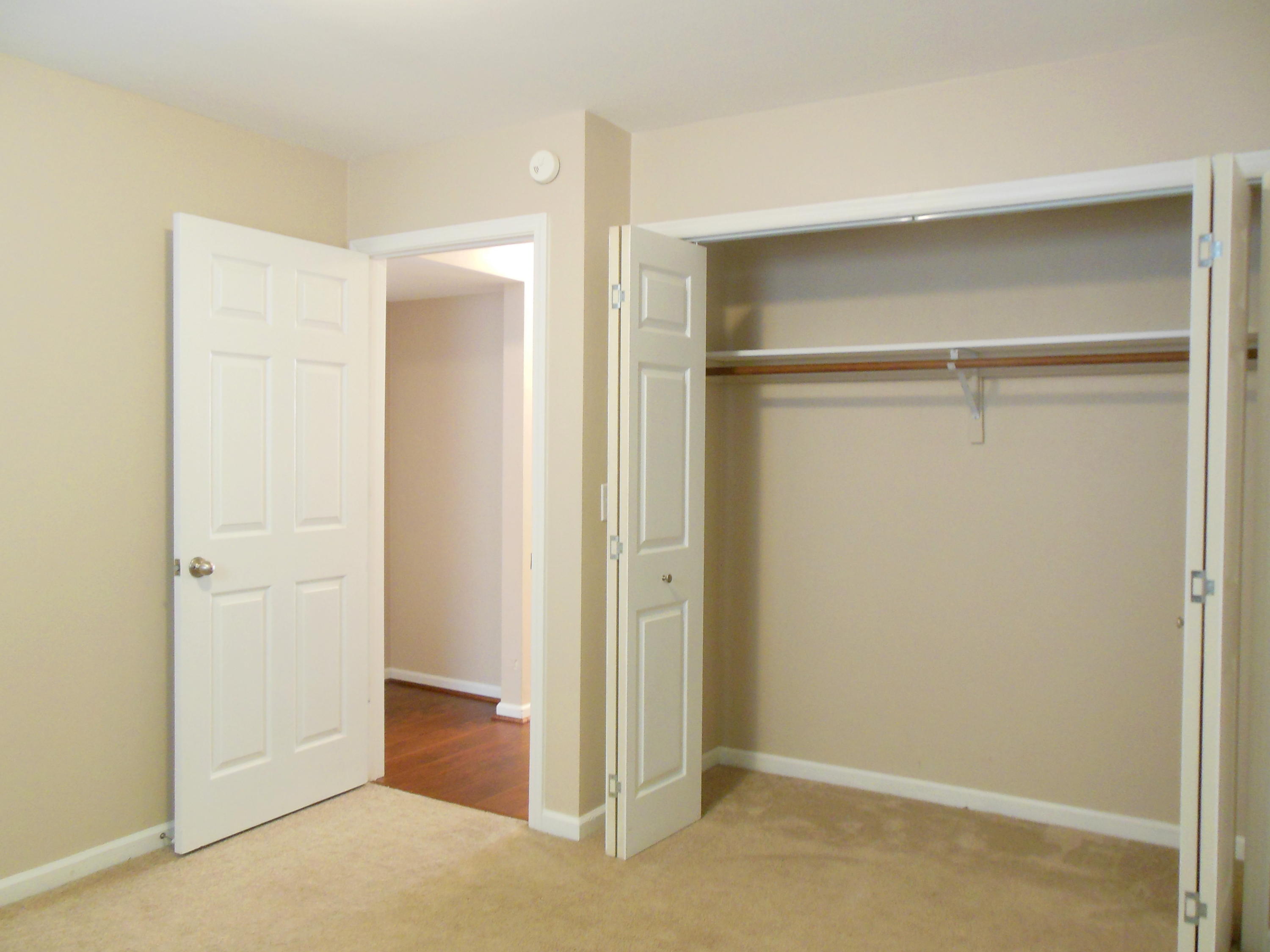 701 Riverland Road Southeast Roanoke, VA 24014 - Photo 16 of 33 a view of an empty room