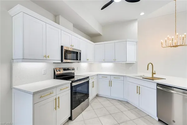 $3,800 | 1580 Clermont Drive, Unit L202, Naples, FL 34109