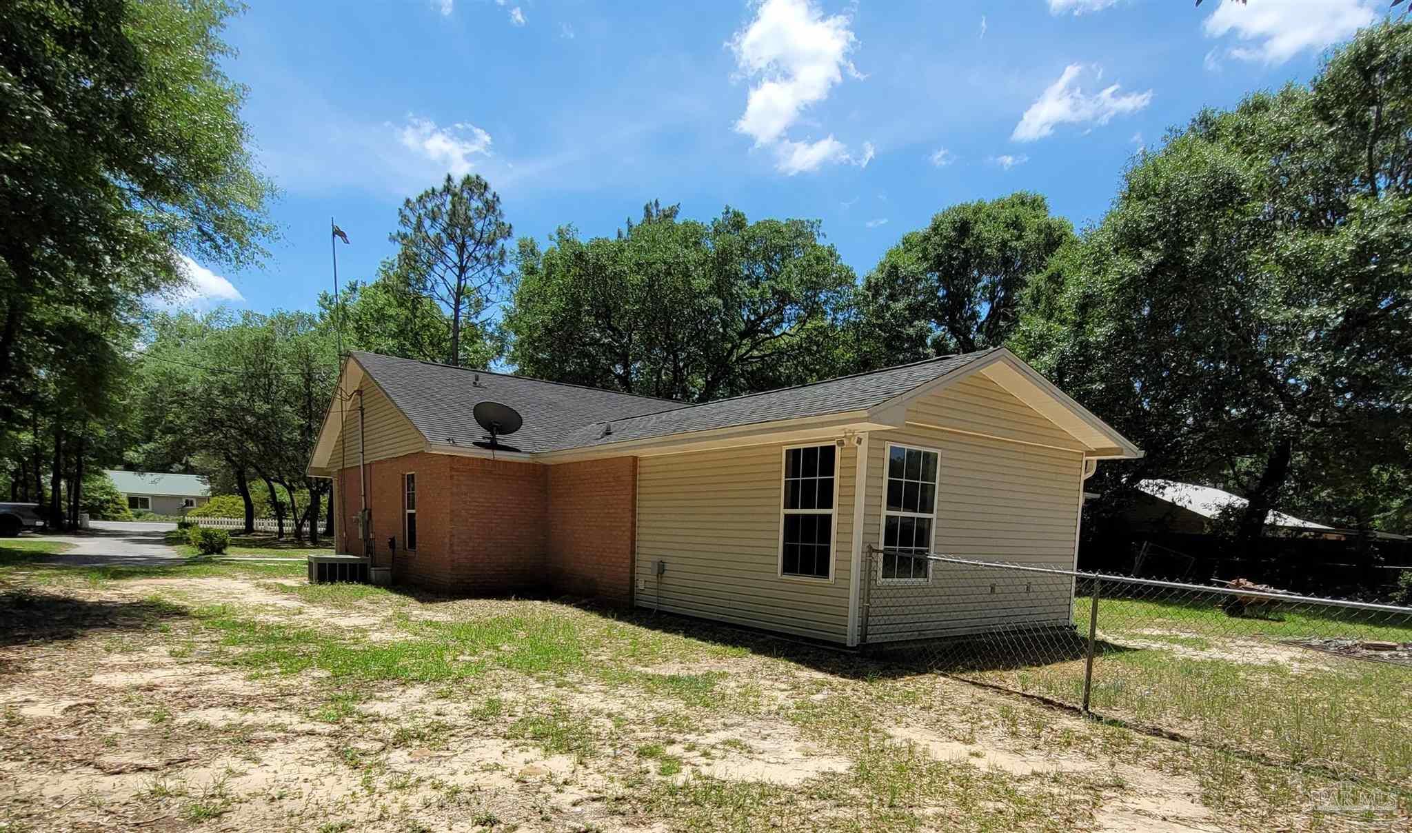 5272 Black Road Milton, FL 32583 - Photo 2 of 7 Gallery Image 2