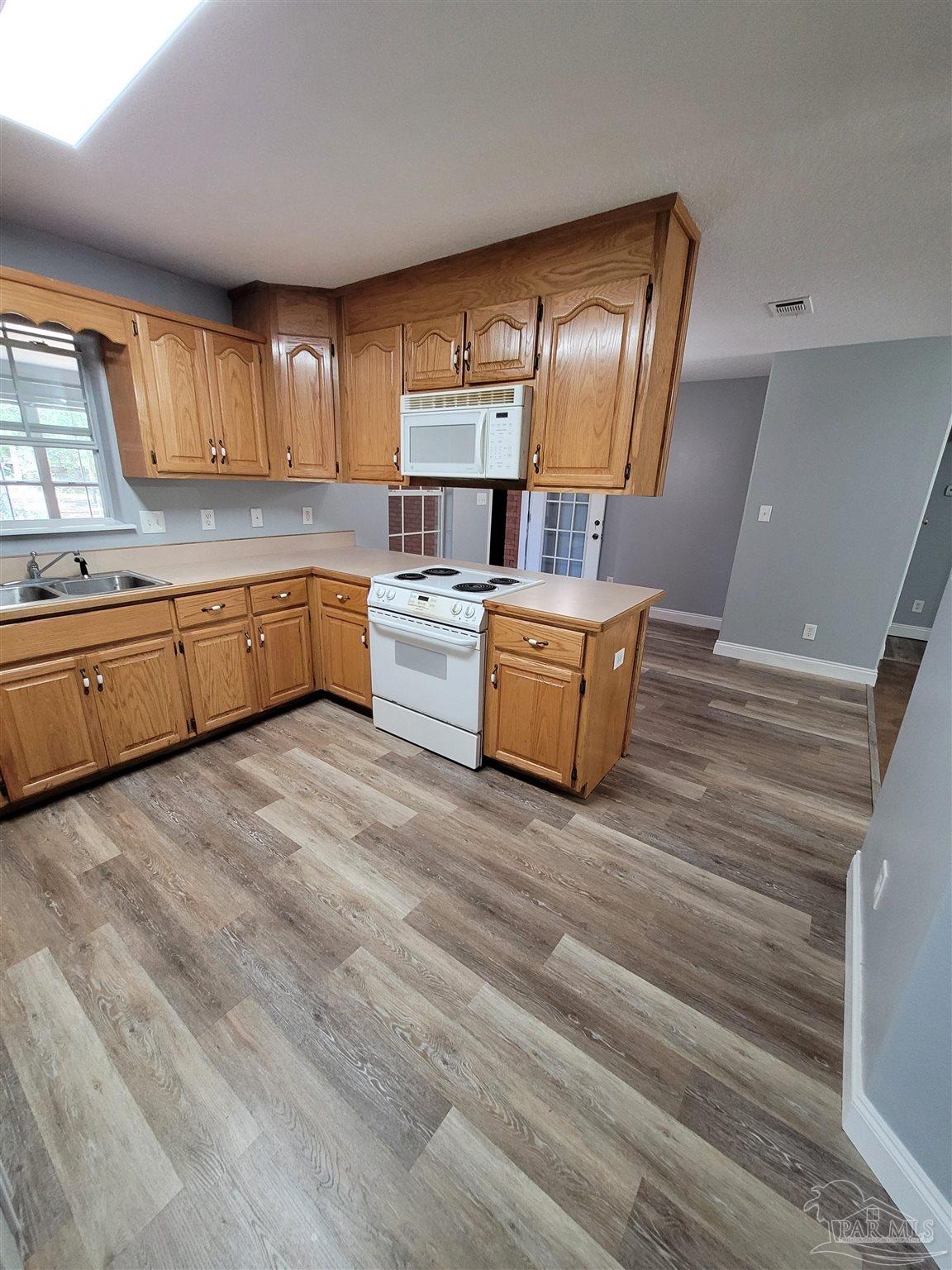 5272 Black Road Milton, FL 32583 - Photo 5 of 7 Gallery Image 5