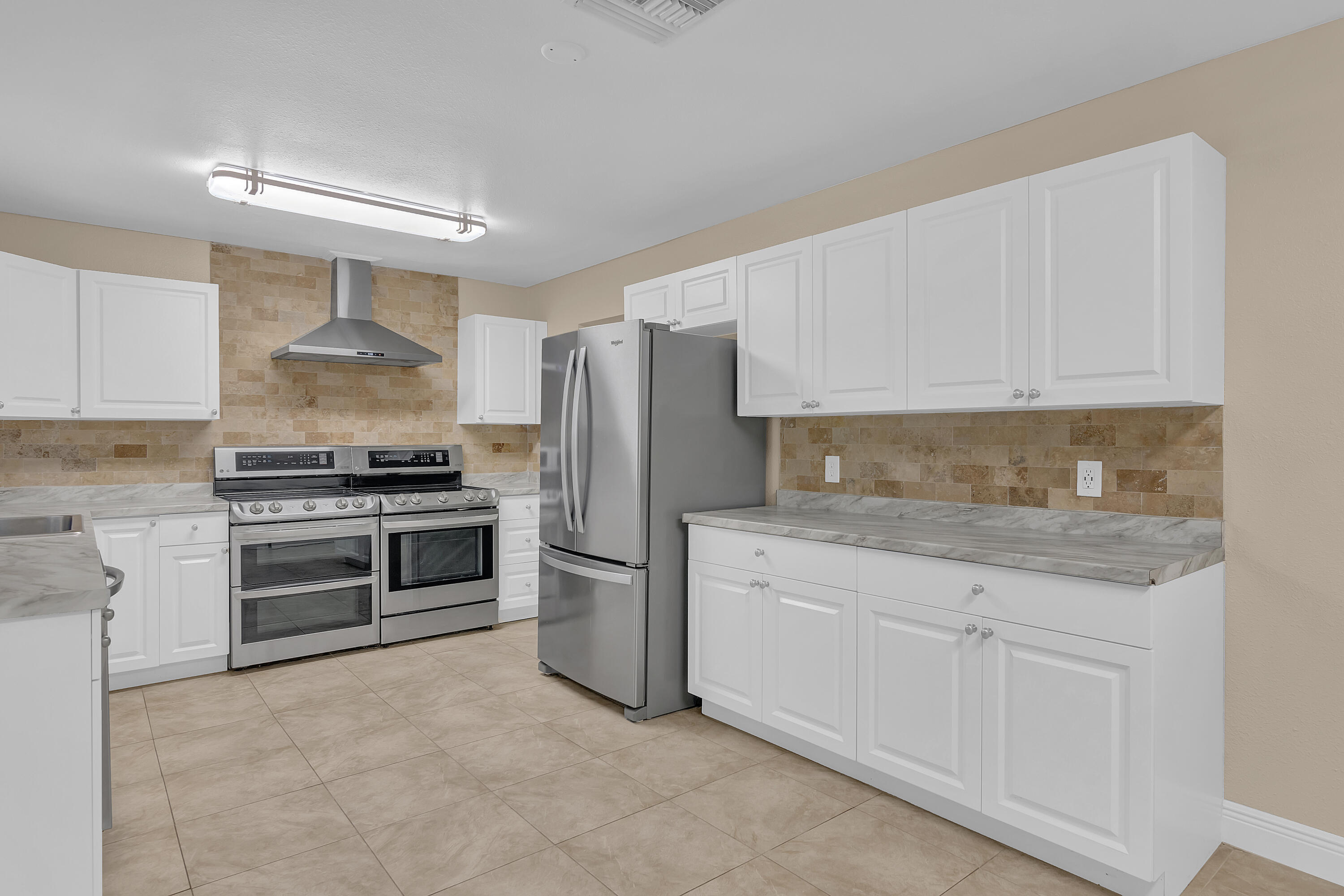 6113 Yucca Drive Fort Pierce, FL 34982 - Photo 4 of 29 Image022