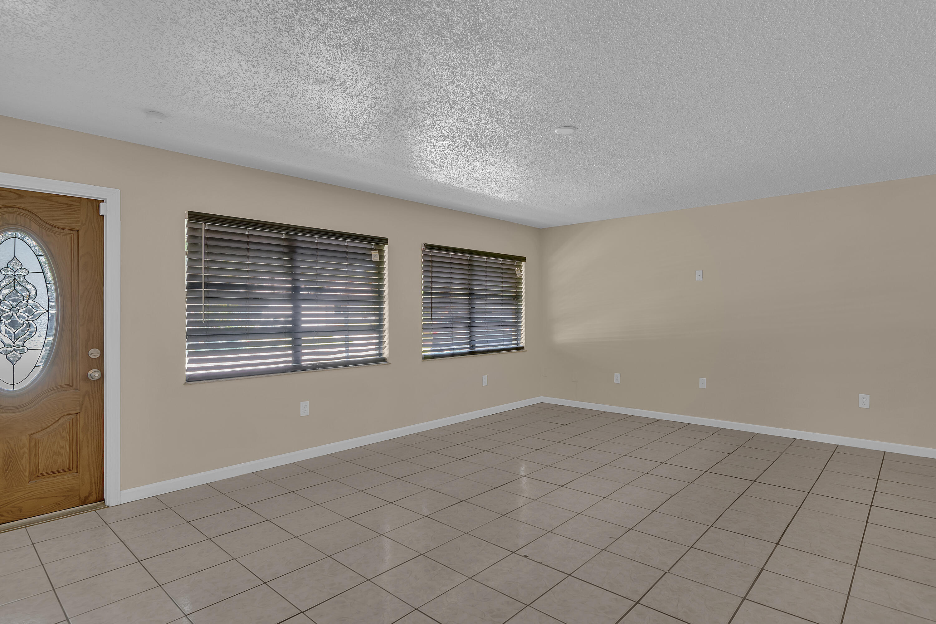 6113 Yucca Drive Fort Pierce, FL 34982 - Photo 9 of 29 Image014