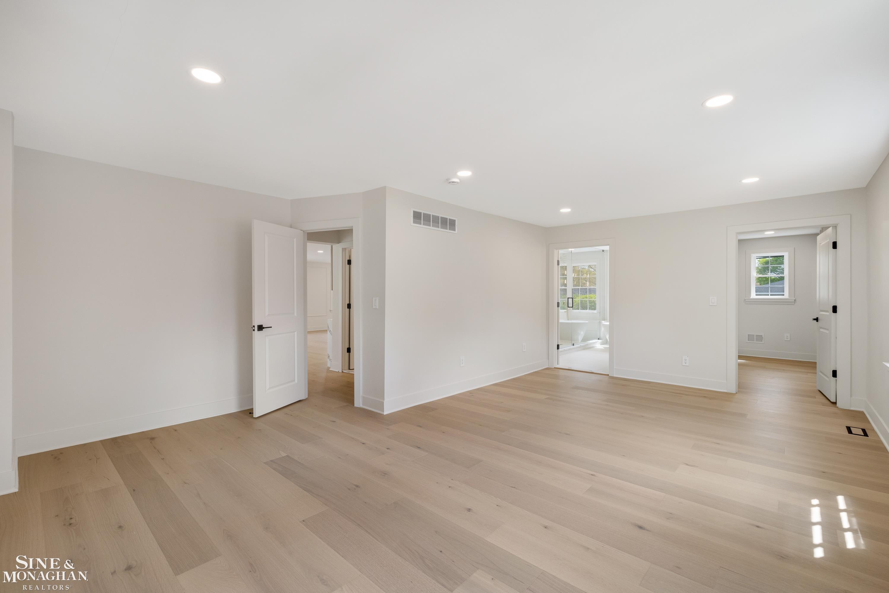773 Hawthorne Road Grosse Pointe, MI 48236 - Photo 35 of 73