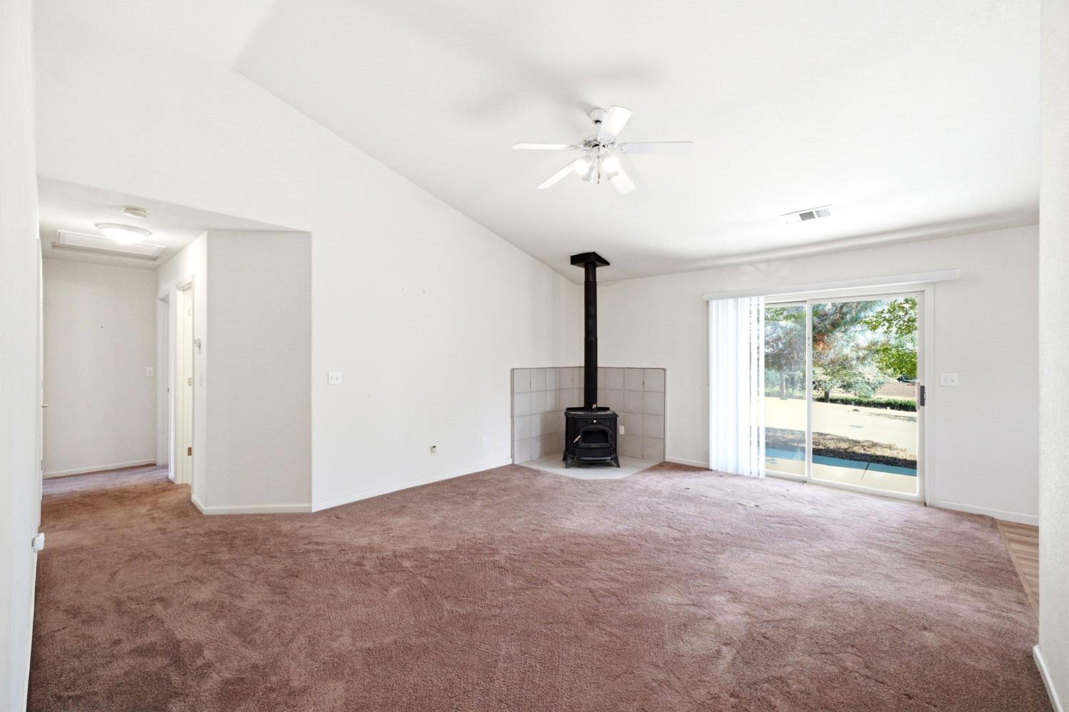 8422 Hedgepeth Road Valley Springs, CA 95252 - Photo 9 of 35