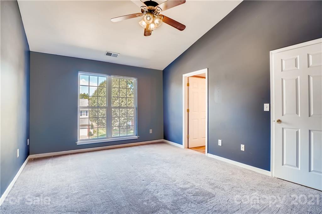4912 Missi Lane Fort Mill, SC 29708 - Photo 20 of 33 a view of an empty room with a window