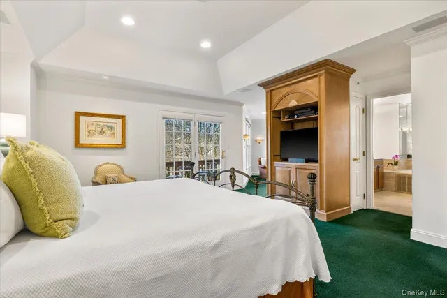 $1,379,000 | 51 Club Pointe Drive, White Plains, NY 10605