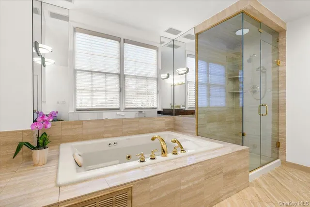 $1,379,000 | 51 Club Pointe Drive, White Plains, NY 10605