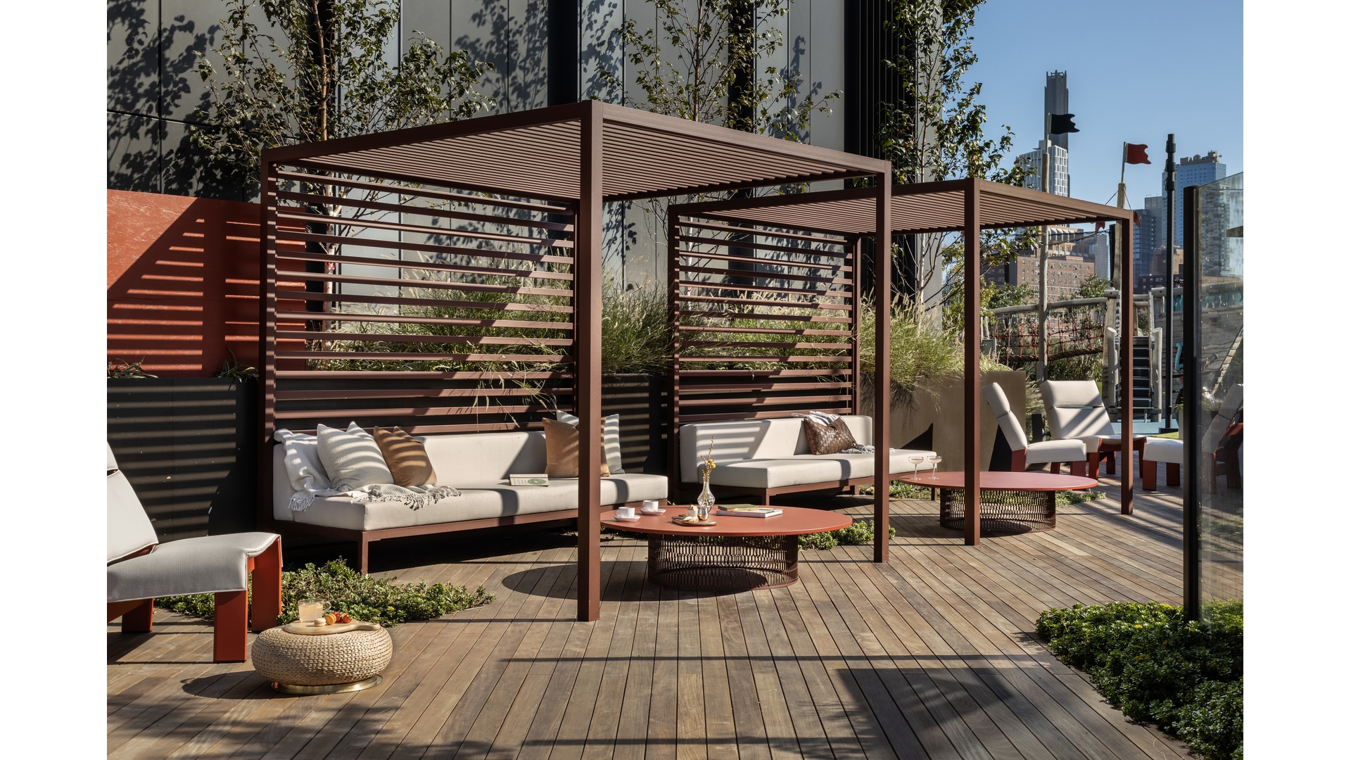 30 Front Street, Unit 19B Brooklyn, NY 11201 - Photo 19 of 36 a view of deck with table and chairs under an umbrella