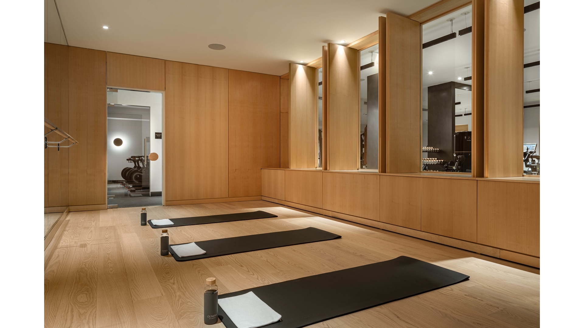 30 Front Street, Unit 19B Brooklyn, NY 11201 - Photo 31 of 36 a view of lobby with a mirror