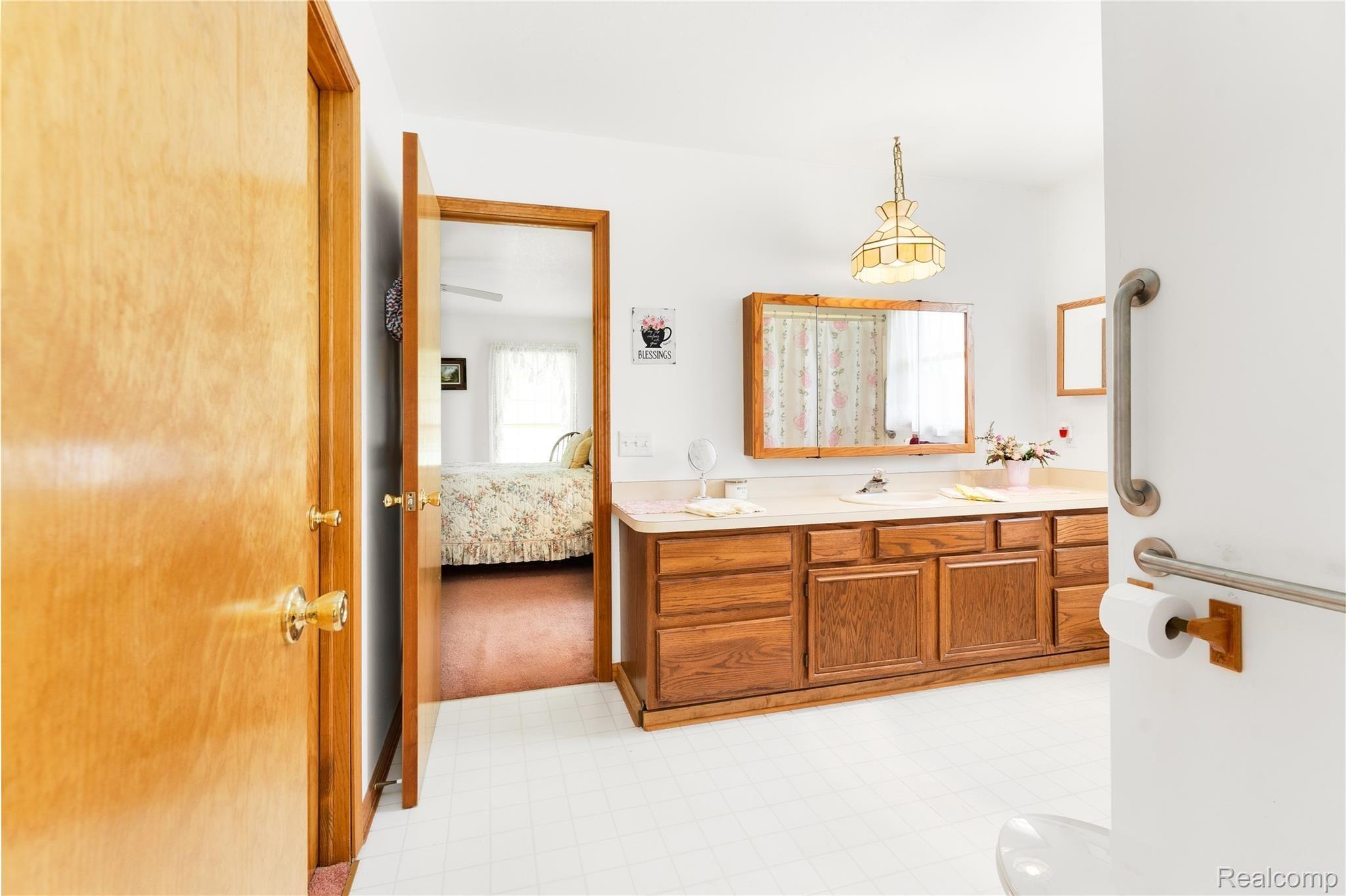 8570 Exeter Road Carleton, MI 48117 - Photo 18 of 40 0019.jpg