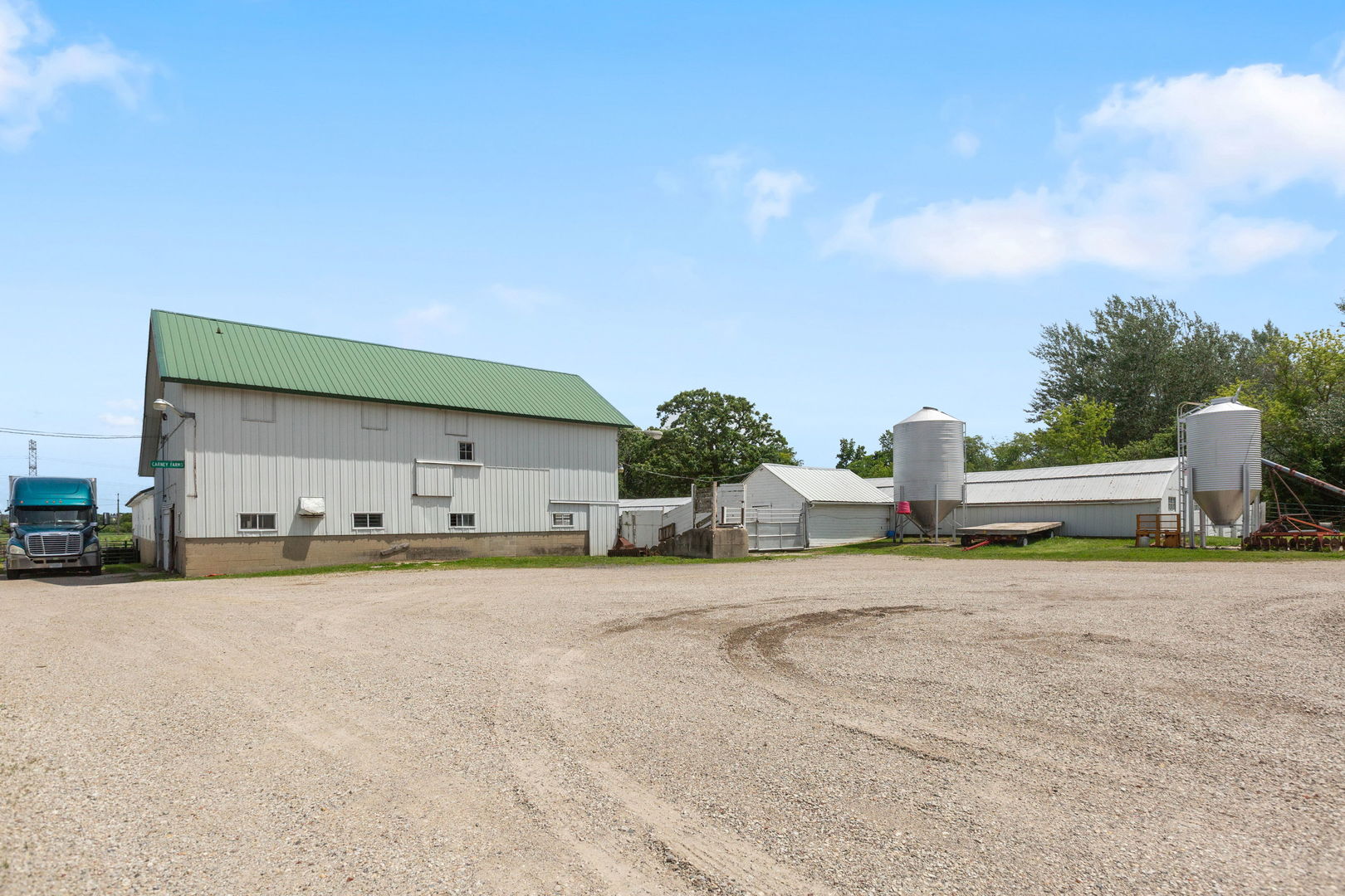 39525 North Delany Road Wadsworth, IL 60083 - Photo 18 of 38