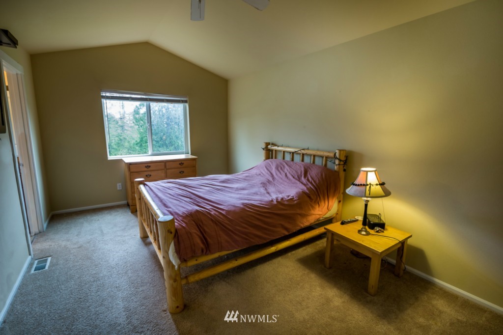 3424 164th Place Southeast Bothell, WA 98012 - Photo 13 of 20 Gallery Image 13