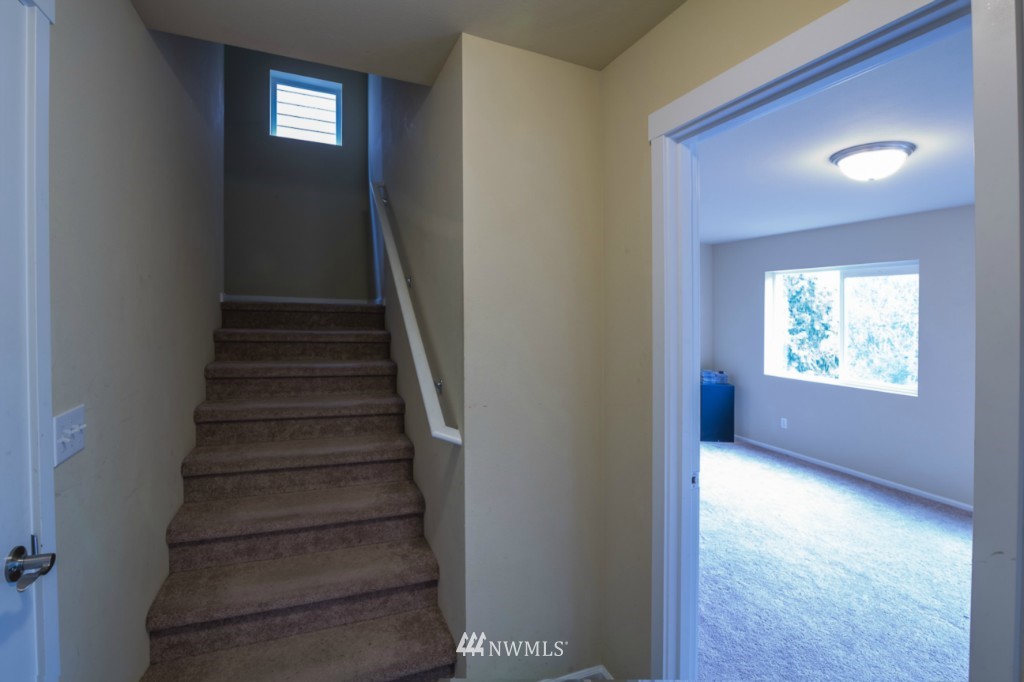 3424 164th Place Southeast Bothell, WA 98012 - Photo 3 of 20 Gallery Image 3