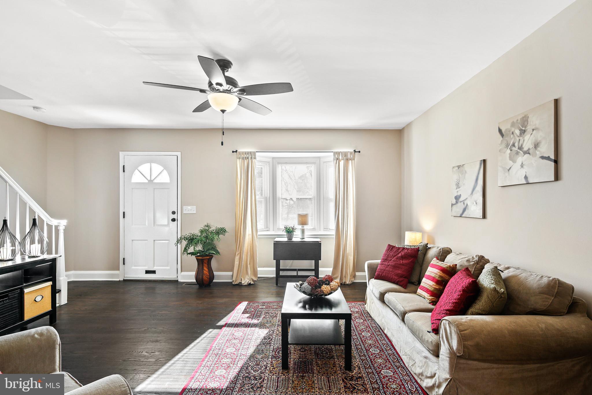 1538 Shadyside Road Baltimore, MD 21218 - Photo 4 of 33 Plenty of natural light through bay window