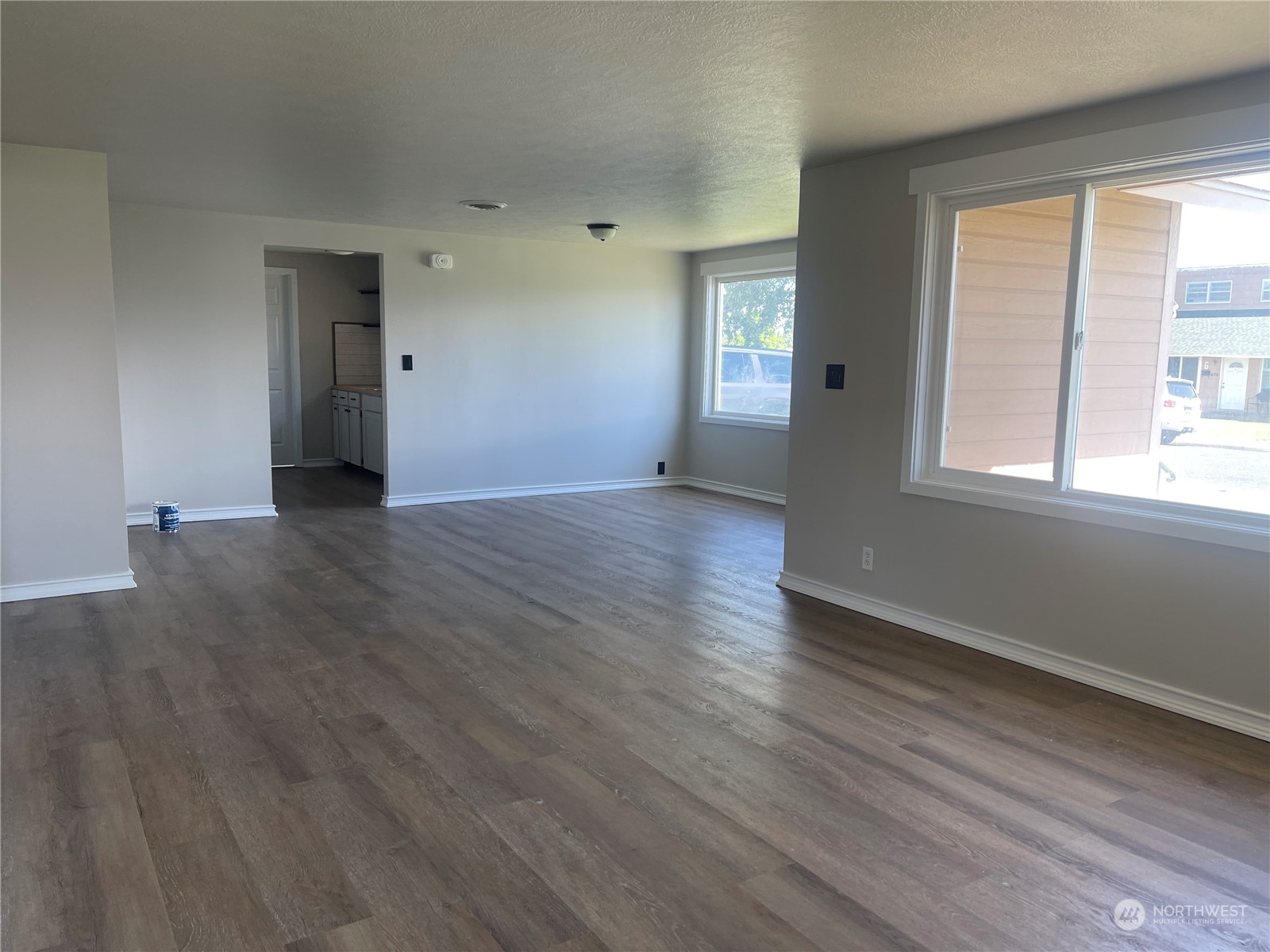 438 North Clark Road Moses Lake, WA 98837 - Photo 4 of 25 Gallery Image 4