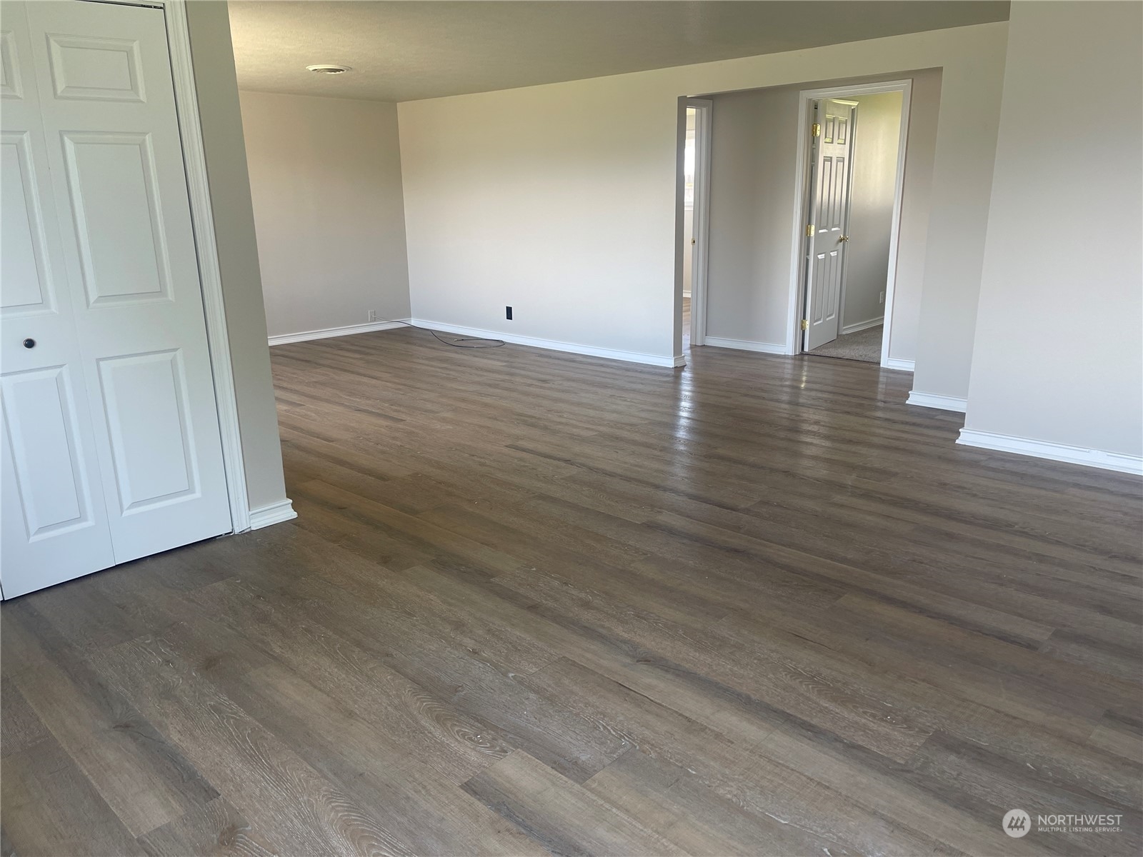438 North Clark Road Moses Lake, WA 98837 - Photo 5 of 25 Gallery Image 5