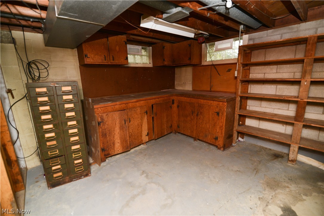 721 Struthers-Liberty Road Campbell, OH 44405 - Photo 27 of 32 Gallery Image 27