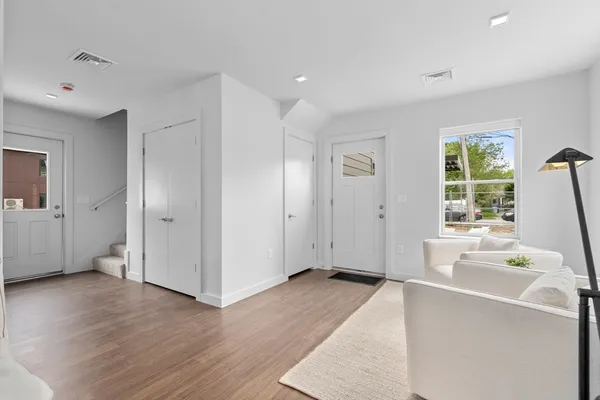 $999,000 | 3 B Wilson Street, Unit 3B, Natick, MA 01760