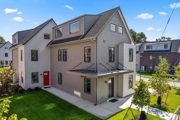 $999,000 | 3 B Wilson Street, Unit 3B, Natick, MA 01760